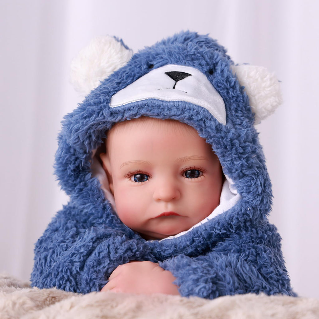 17 Inch Lifelike Reborn Baby Dolls Boy with Play Accessories V29551