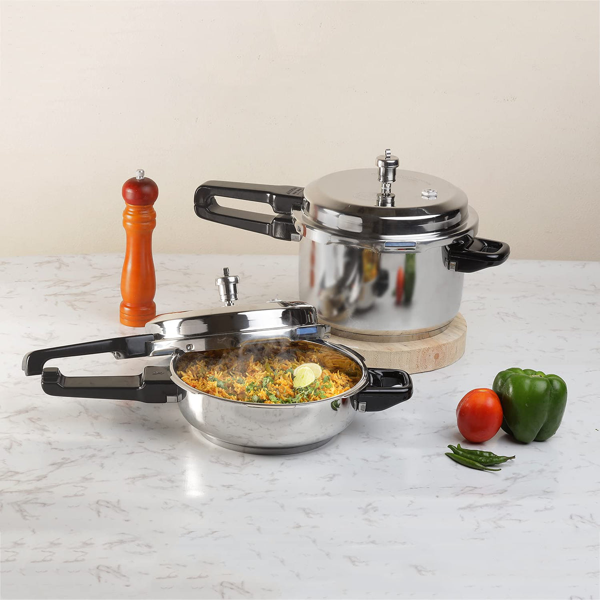 Stainless Steel Pressure Cooker, Outer Lid, 3 Litre S873