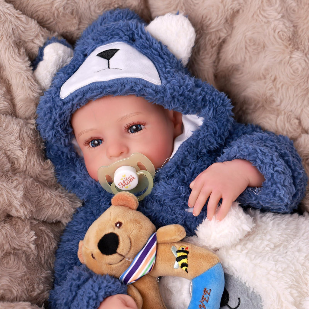 17 Inch Lifelike Reborn Baby Dolls Boy with Play Accessories V29551