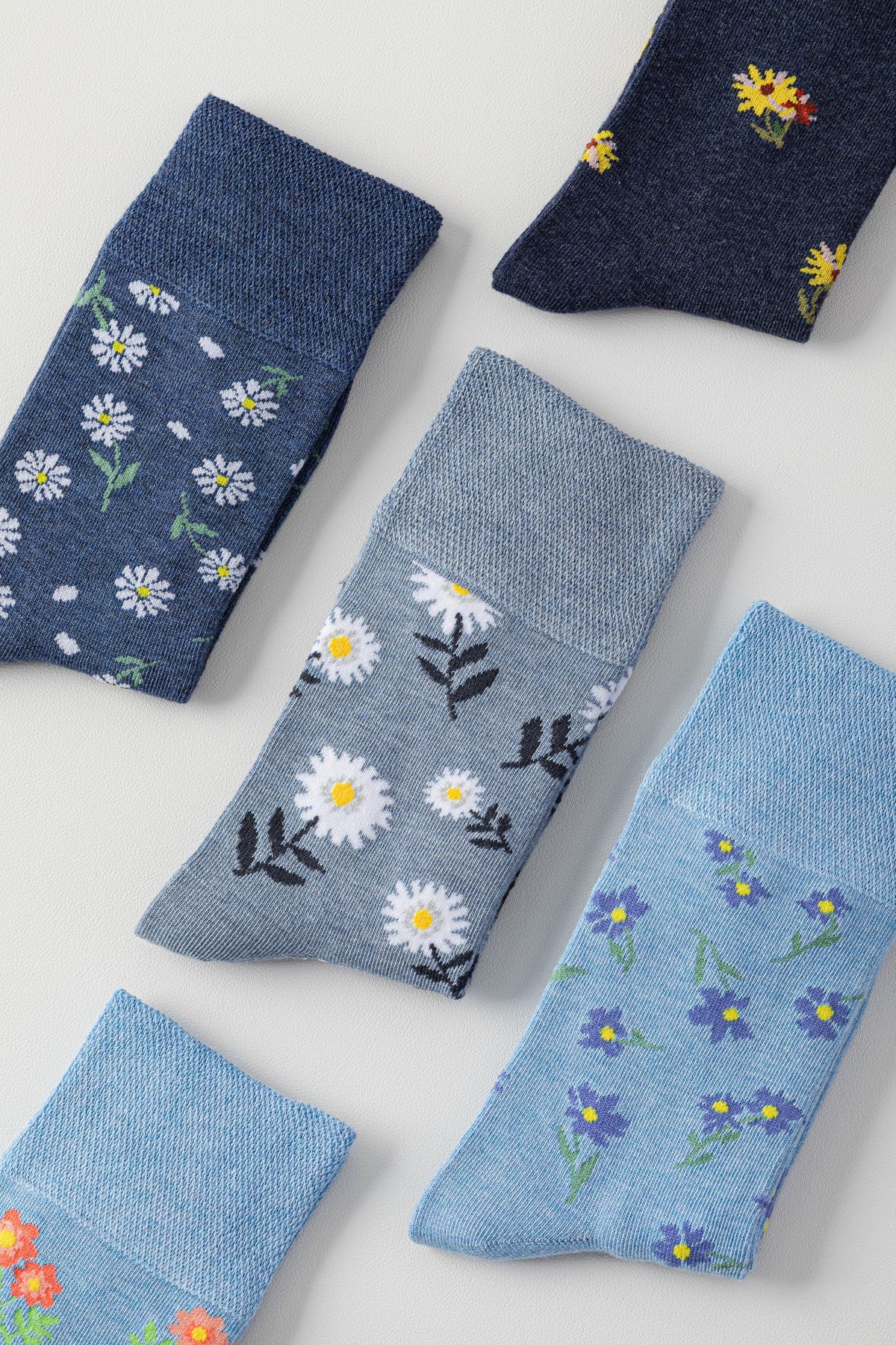 Bamboo Viscose Non Binding Crew Socks, 5 Pairs W4971